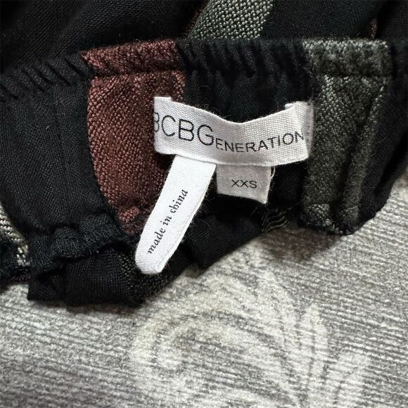 BCBGeneration Women's Striped A-Line Short Skirt Multicolor Size XXS - Picture 7 of 7